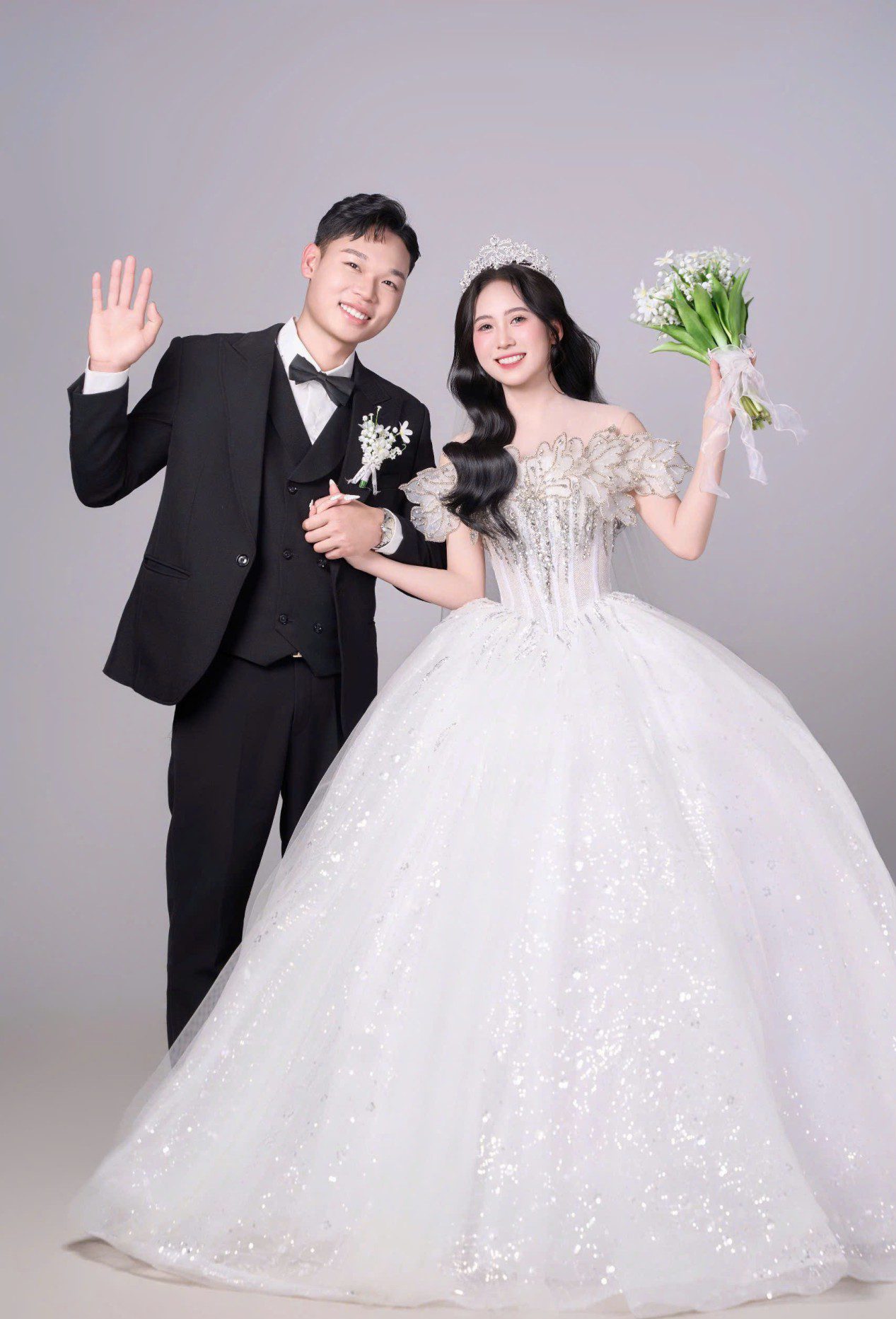 THIỆP CƯỚI HOÀNG CHƯƠNG – THU HIỀN